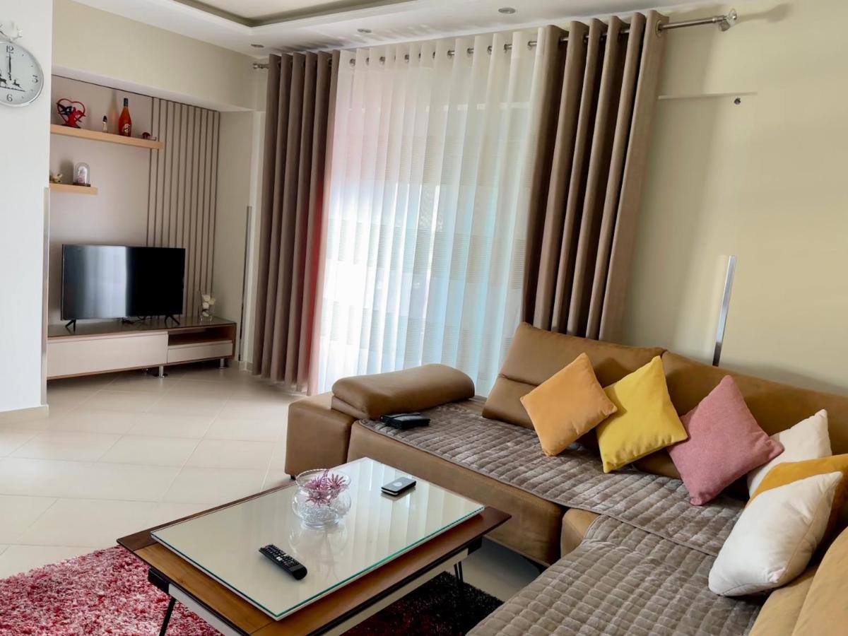 Hotel Queen Isabella Premium Vlorë Exterior foto