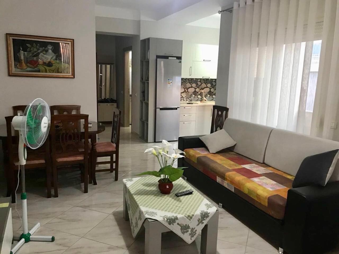 Hotel Queen Isabella Premium Vlorë Zimmer foto